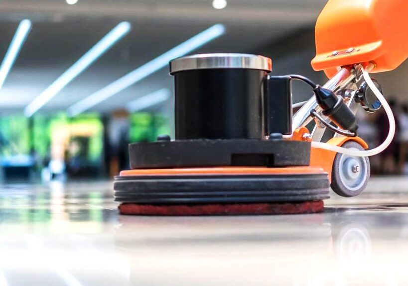 How a commercial cleaning service keeps your tenants happy