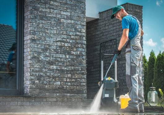 Summer Cleaning Made Easy: Top Services by Latin Group in Minneapolis